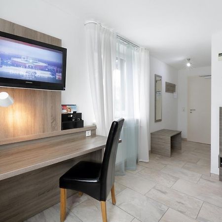 Grunder Gaestehaus Limbach  ภายนอก รูปภาพ